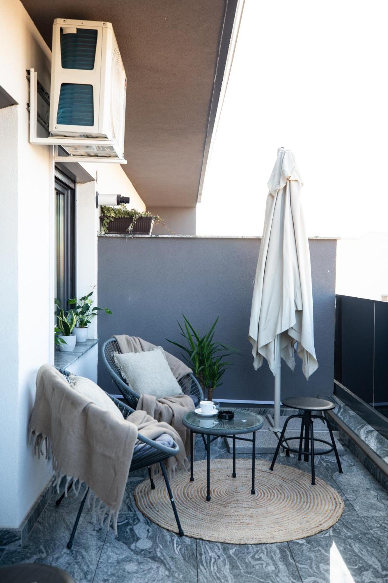 Unique City View Apartment Balcony & Parking Space Kluž Exteriér fotografie